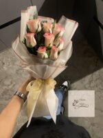 If you want to make your loved one laugh, if you want to give flowers to your loved one with love, then contact us immediately in our inbox. Pushpbazar Flower Bidi makes flower bouquets with foreign flowers at very low prices. Order now. - Image 2