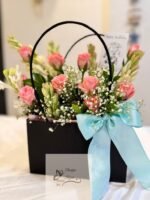 If you want to get some amazingly beautiful floral handbag designs, order now. - Image 2